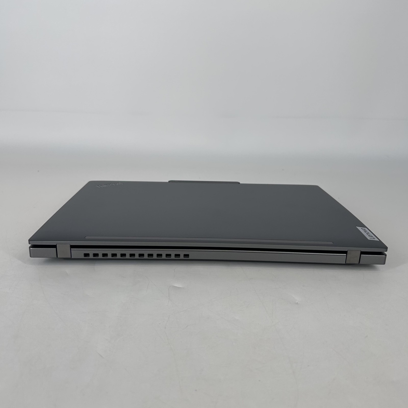 Lenovo ThinkPad T14 Gen 5 FHD+ 3.2GHz Ryzen 5 PRO 8540U 16GB 256GB SSD Excellent
