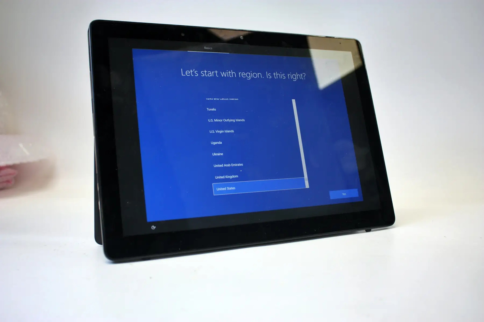 2-in-1 TouchScreen DELL 5290 Laptop/Tablet: Intel I5-8350U 8GB RAM 500GB SSD