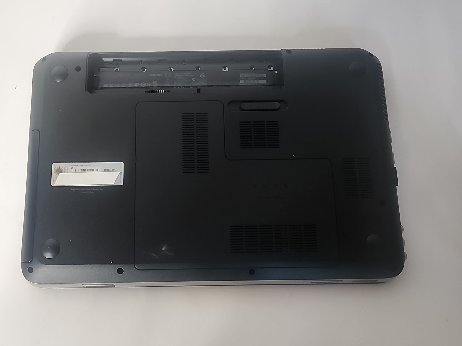 HP Pavilion dv6t-6100 Laptop Intel Core i5-2410M 6GB Ram 500gb HDD, no battery
