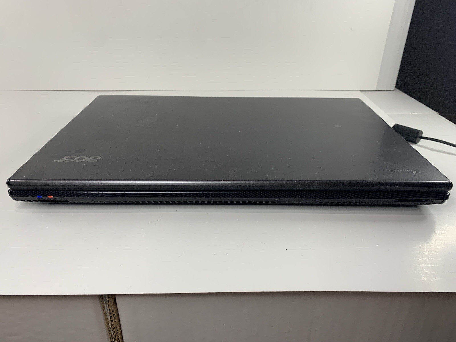 Acer Travel Mate 5760-6477 Laptop No Hard Drive No AC Adapter As Is For Parts!