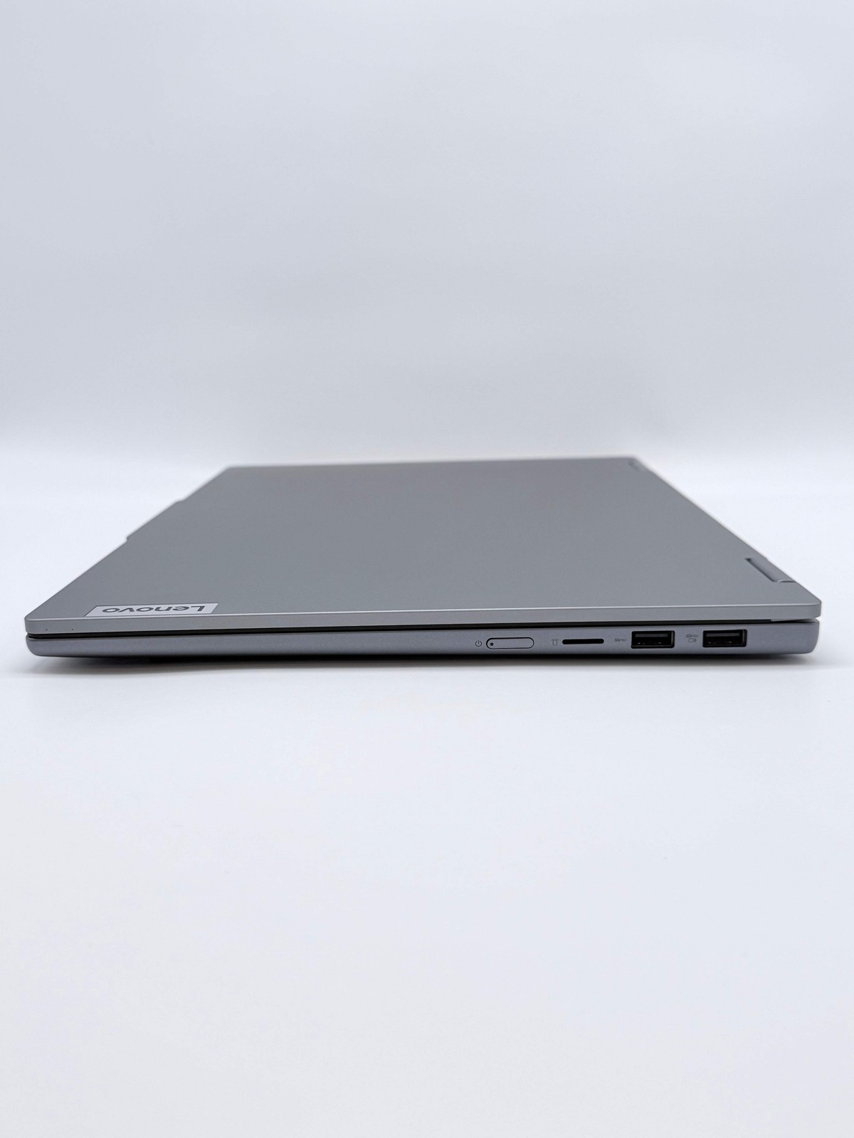 Lenovo IdeaPad 5 2-in-1 16AHP9 16″ Ryzen 7 8845HS 16GB RAM 1TB SSD Windows 11 Gr