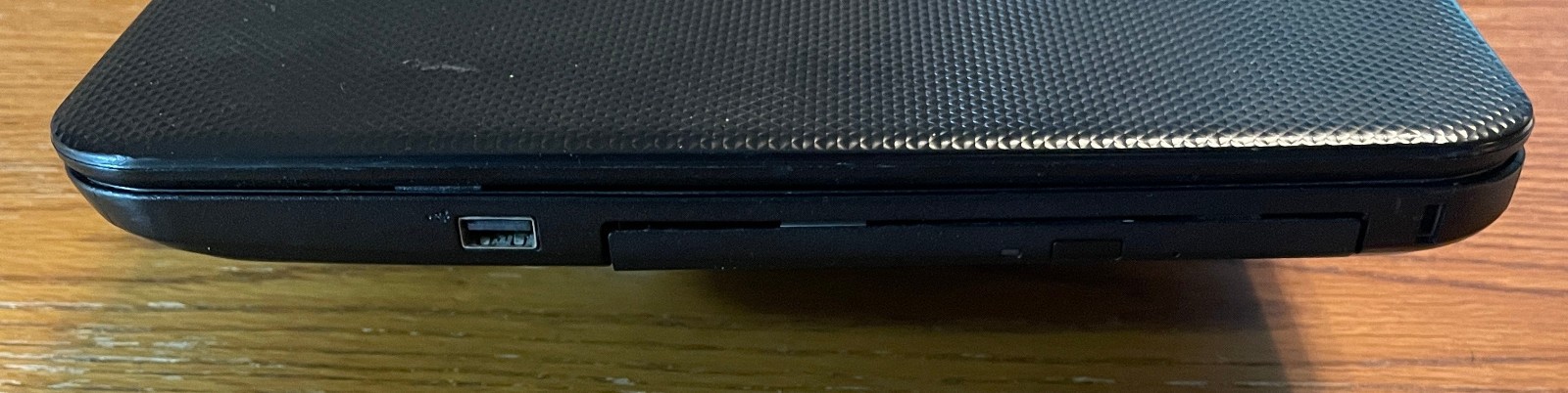 DELL INSPIRON 15-3537 Laptop 15″ i3 256gb+1tb Linux Mint 22.3-extras-15