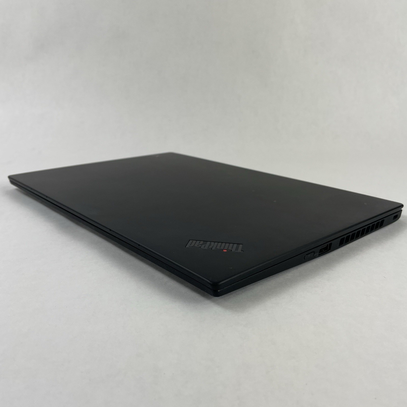 Lenovo ThinkPad X1 Carbon 7Gen i7-8565U 1.80 GHz 16 GB RAM No SSD/OS/AC/Batt