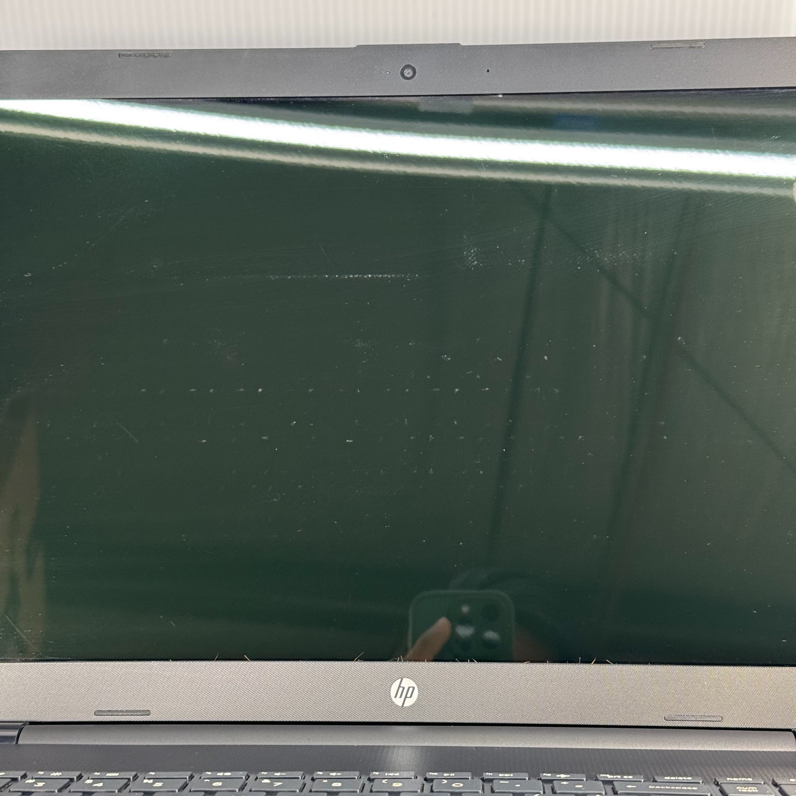 HP 17-bs049dx i5-7200U 17.3″ Windows 11 Laptop 128GB SSD **WEAR SEE PICS