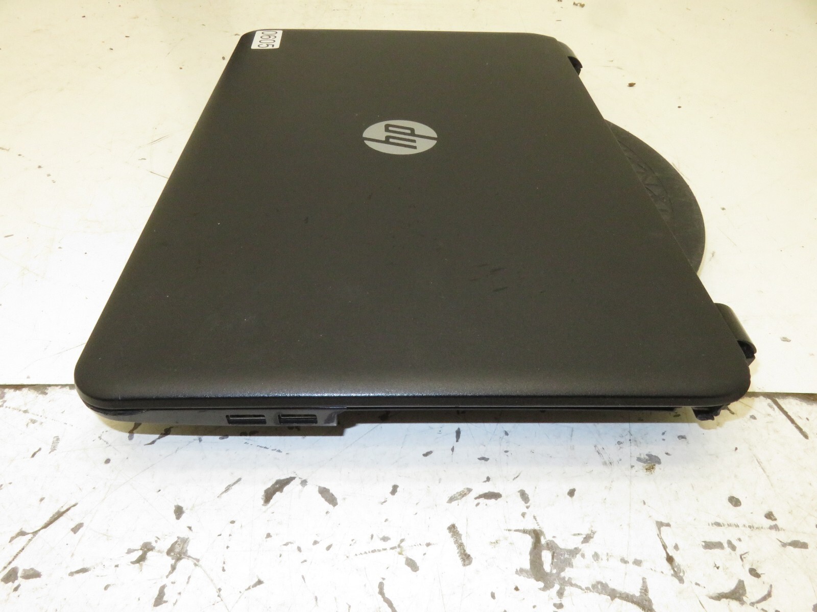 HP 15-r134cl Laptop Intel Core i3-4005u 6GB Ram – Parts/Repair