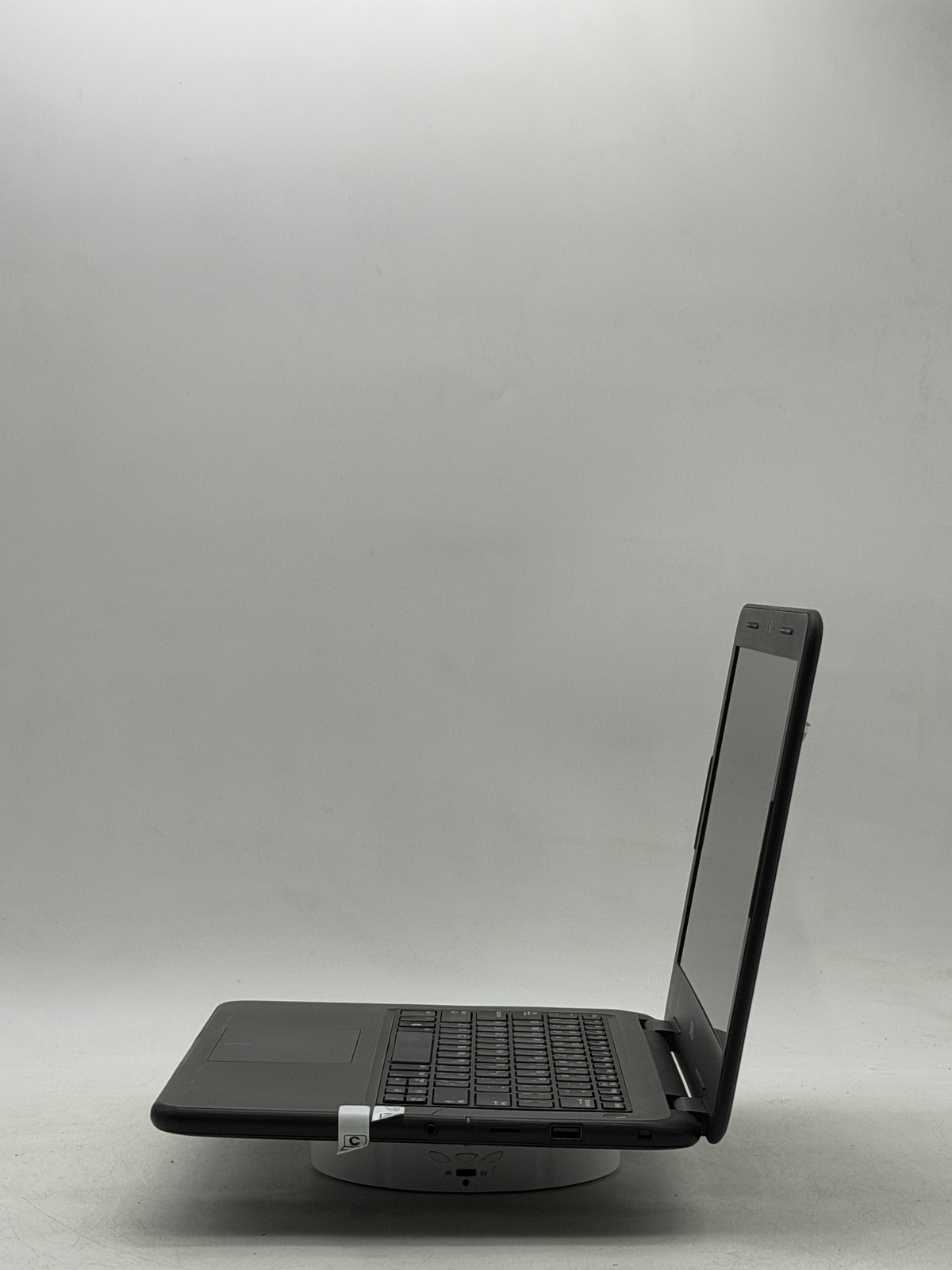 Dell Latitude 3310 13.3in i5-8265U 8GB 128GB/256GB NO OS (Low Battery) Read