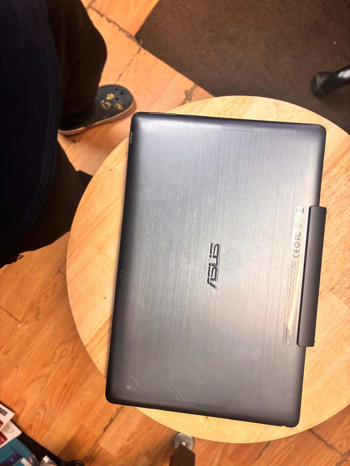 ASUS Transformer Book T100TAM – Atom Z3775 – 2GB – 32GB eMMC + 500GB HDD – PARTS