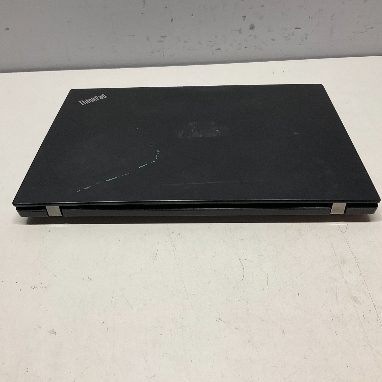 Lenovo ThinkPad L490 14″ Laptop Intel Core i5-8265U @ 1.60 GHz NO HDD NO OS READ