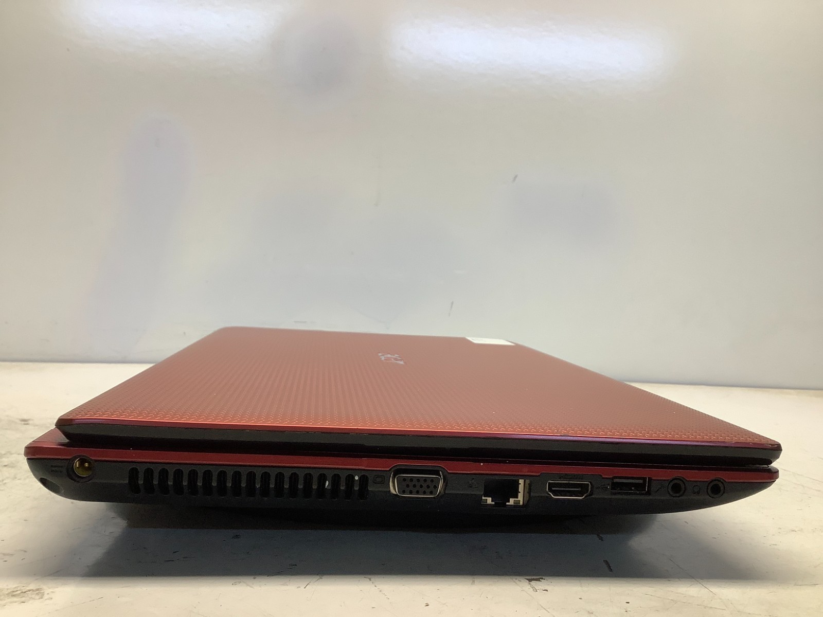 Acer Aspire 5253-BZ496 AMD C-50 1000MHz 3 GB NO HDD