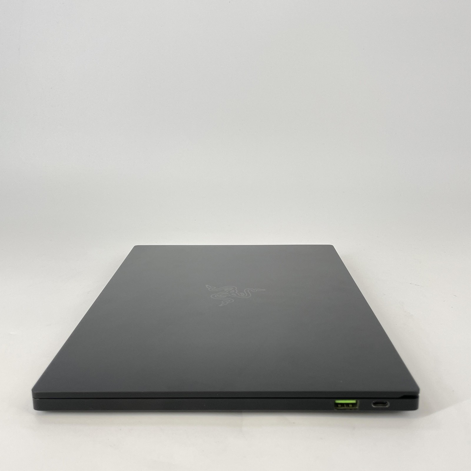 Razer Blade Stealth 13 FHD i7-1065G7 1.30GHz 16GB 512GB SSD NVIDIA GTX 1650 Ti
