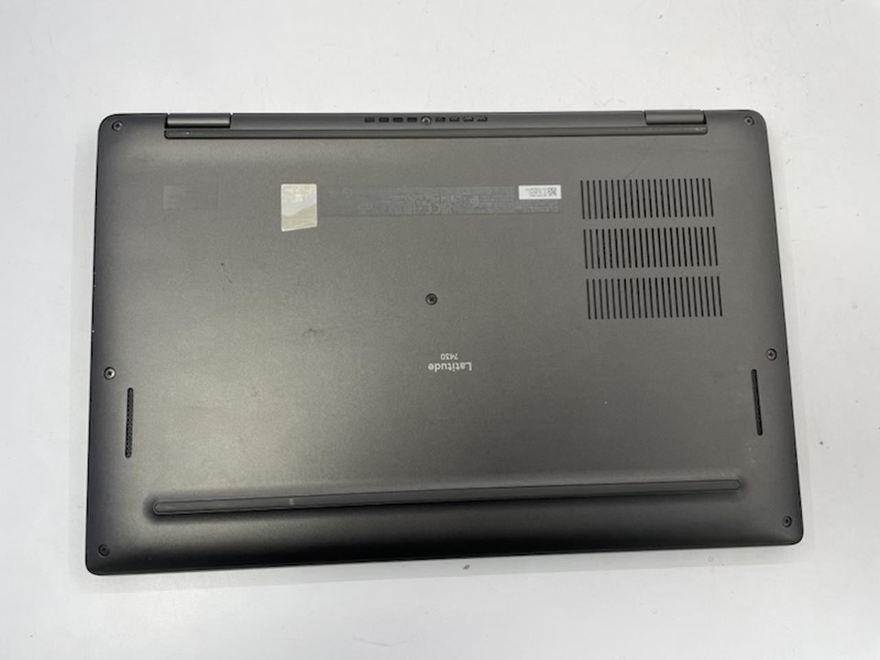 DELL LATITUDE 7430 Laptop w/ Intel Core i5-1235U 1.30 GHZ + 8 GB No HD/Battery