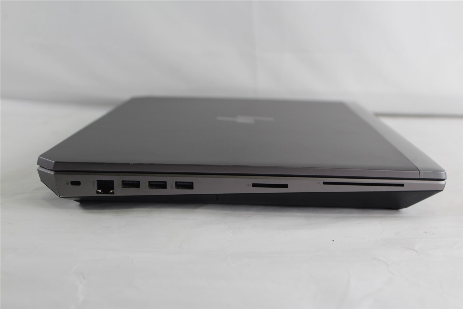 HP ZBook 17 G6 17.3″ FHD i7-9850H 2.6GHz 32GB 512GB NVMe Quadro RTX 3000