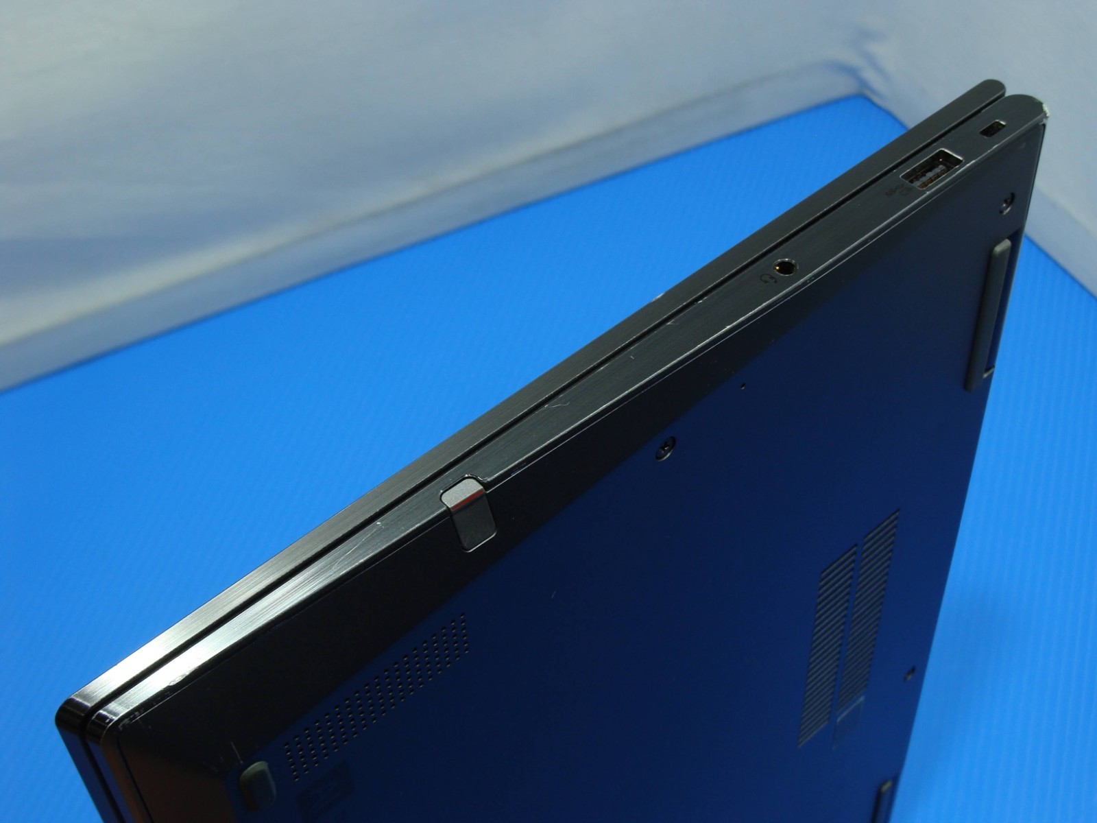 Lenovo ThinkPad X1 Yoga Gen 6 14″ FHD+ TOUCH i5-11th 2.4GHz 8GB 256GB +PEN+PA