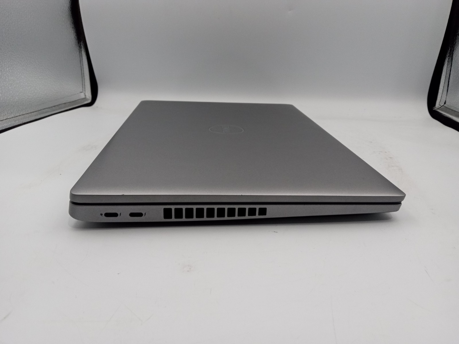 Dell Latitude 5520 15″ Intel Core i5-1145G7 4GB RAM 256GB SSD Windows 11 -RR