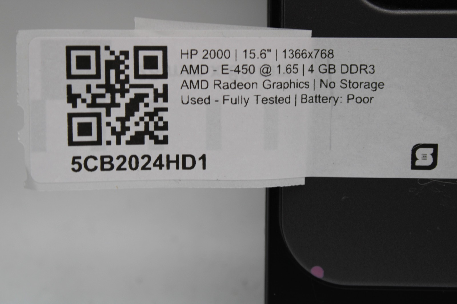 HP 2000-369WM _ AMD E-450 @ 1.65 GHz _ 4GB RAM _ No SSD / OS