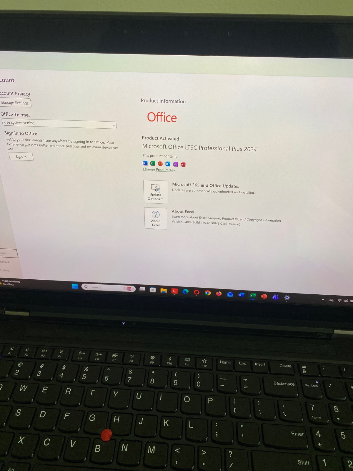 Lenovo ThinkPad P52 15″ 4k I7-8850H P3200 256×2 SSD 32GB W11P/OfficePro