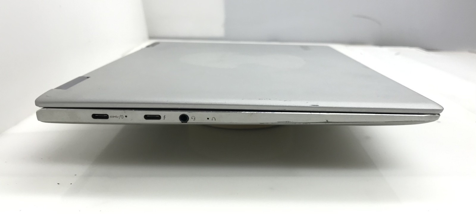 LENOVO YOGA 720-131KB i5-8250U@1.60GHz 8GB RAM 256GB NVMe W11H *READ