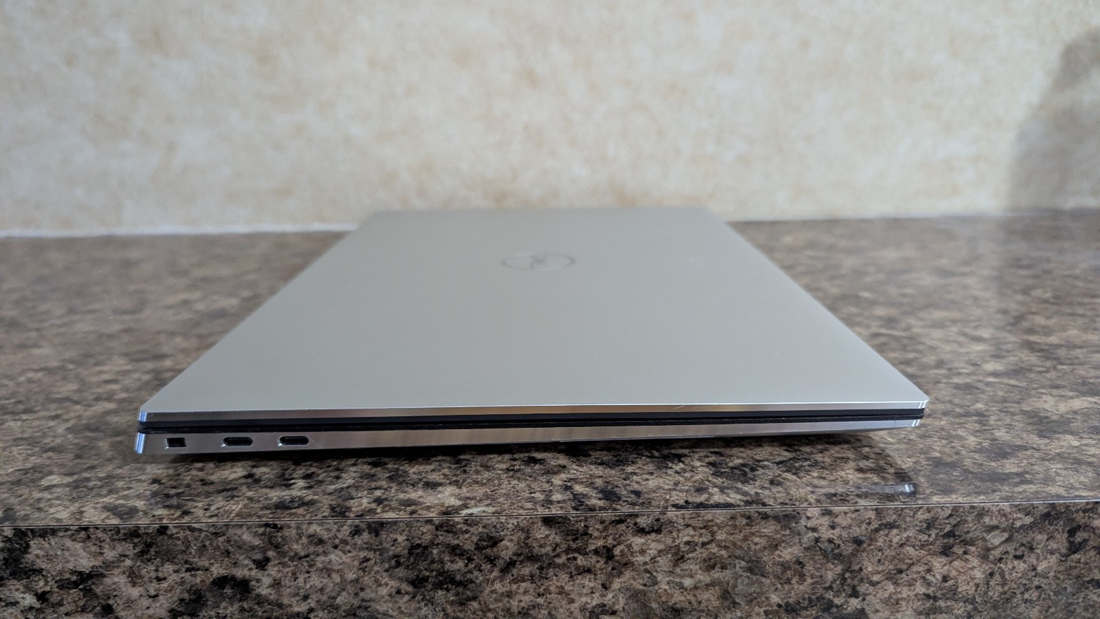 Dell XPS 15 9500 15.6″ Core i7-10750H 2.60Ghz 32GB RAM 512GB NVMe GTX 1650 Ti