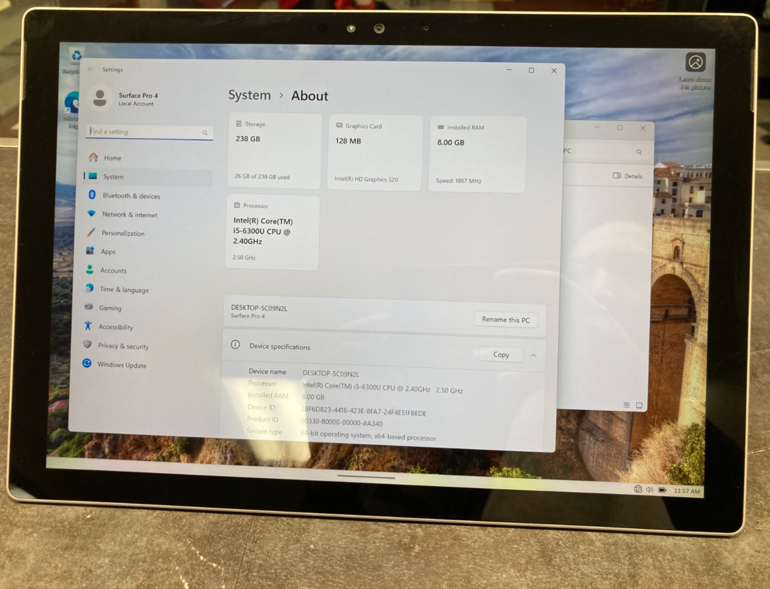 Microsoft Surface Pro 4 Intel i5-6300U @ 2.40GHz 8GB RAM 256GB SSD WIN 11