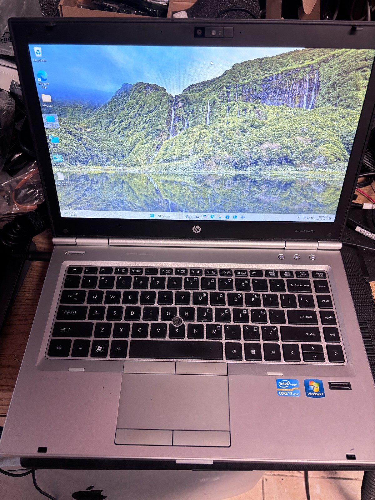 HP Elitebook 8460p i7/8GB/320GB/AMD Video defected/Win11Pro