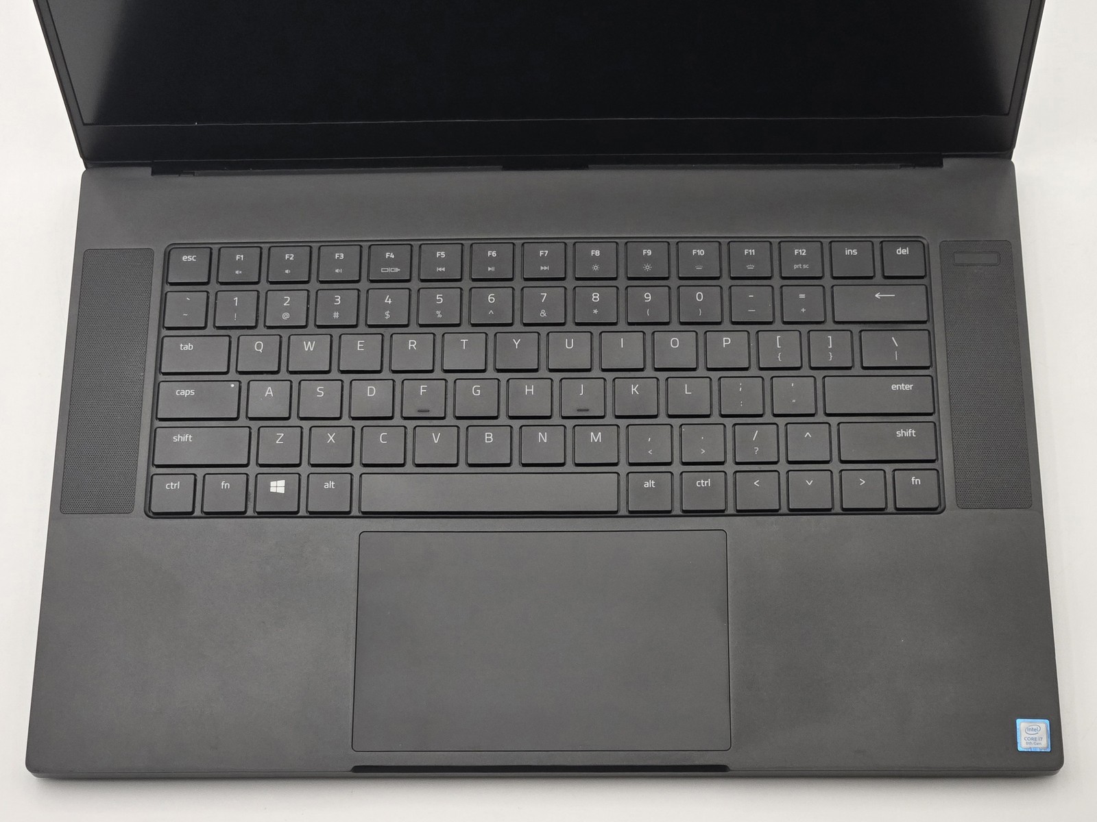 Razer Blade 15 2018 i7-8750H GTX 1060 16GB 1TB SSD Gaming READ Grade D
