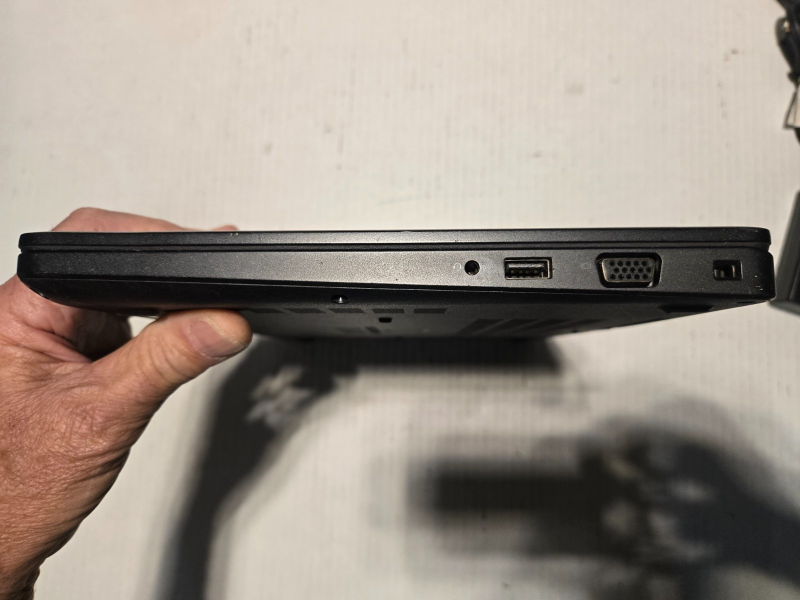 Dell Latitude 5490 14″ FHD Laptop Core i5-8350U 16GB 256GB SSD Win-11 WebCam BT