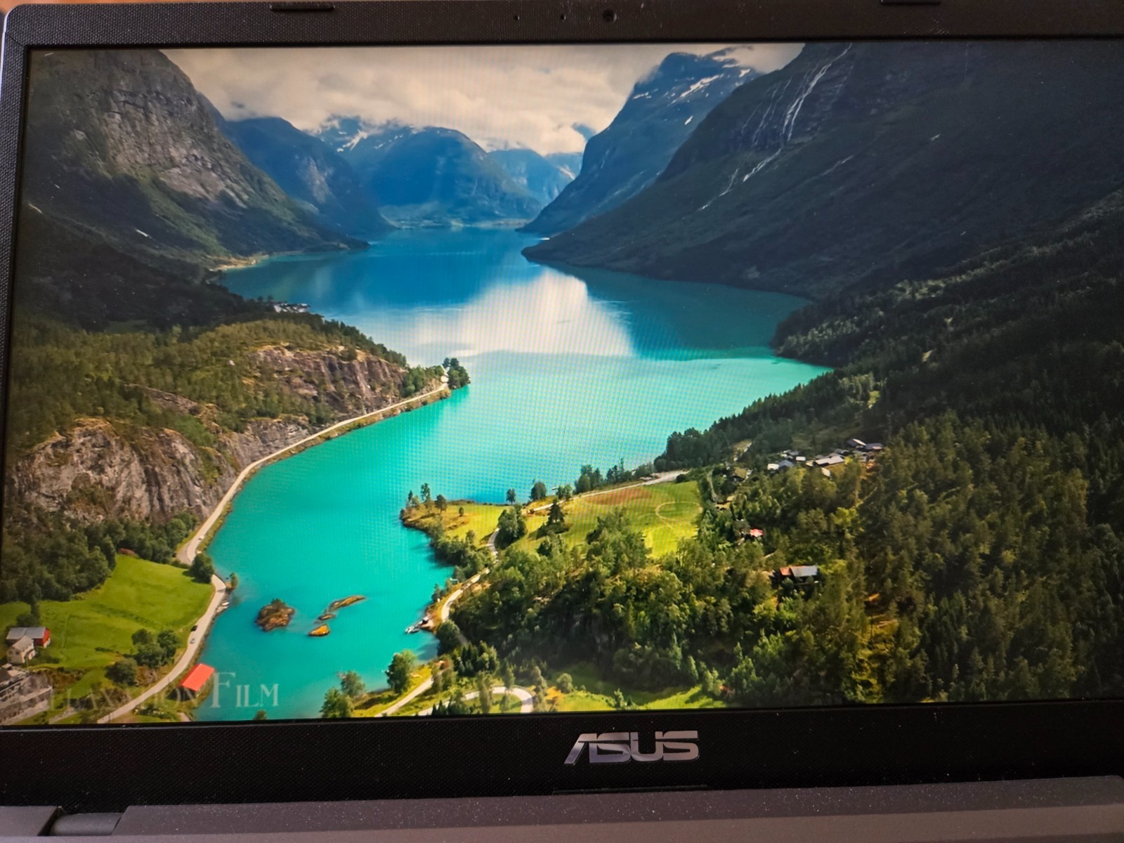 ASUS : M415UA-IS59 AMD Ryzen 5 5500U Mobile Proc 16GB RAM 512GB SSD Win 11 Home