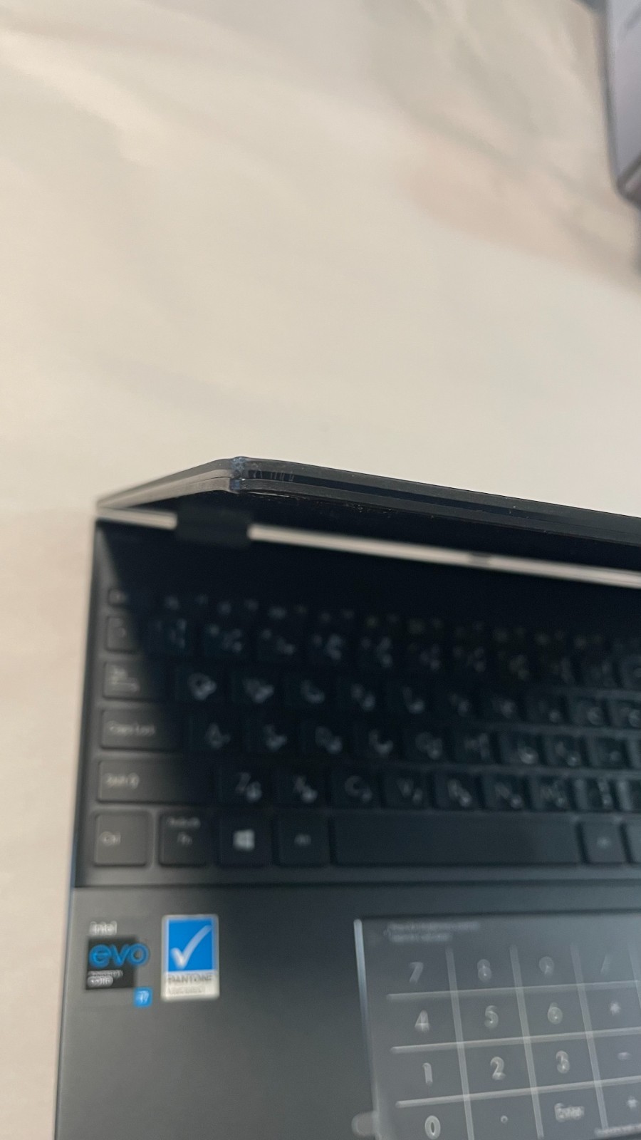 ASUS ZenBook Flip 13 UX363 (i7-1065G7 / 16GB / 1TB NVMe) – FOR PARTS