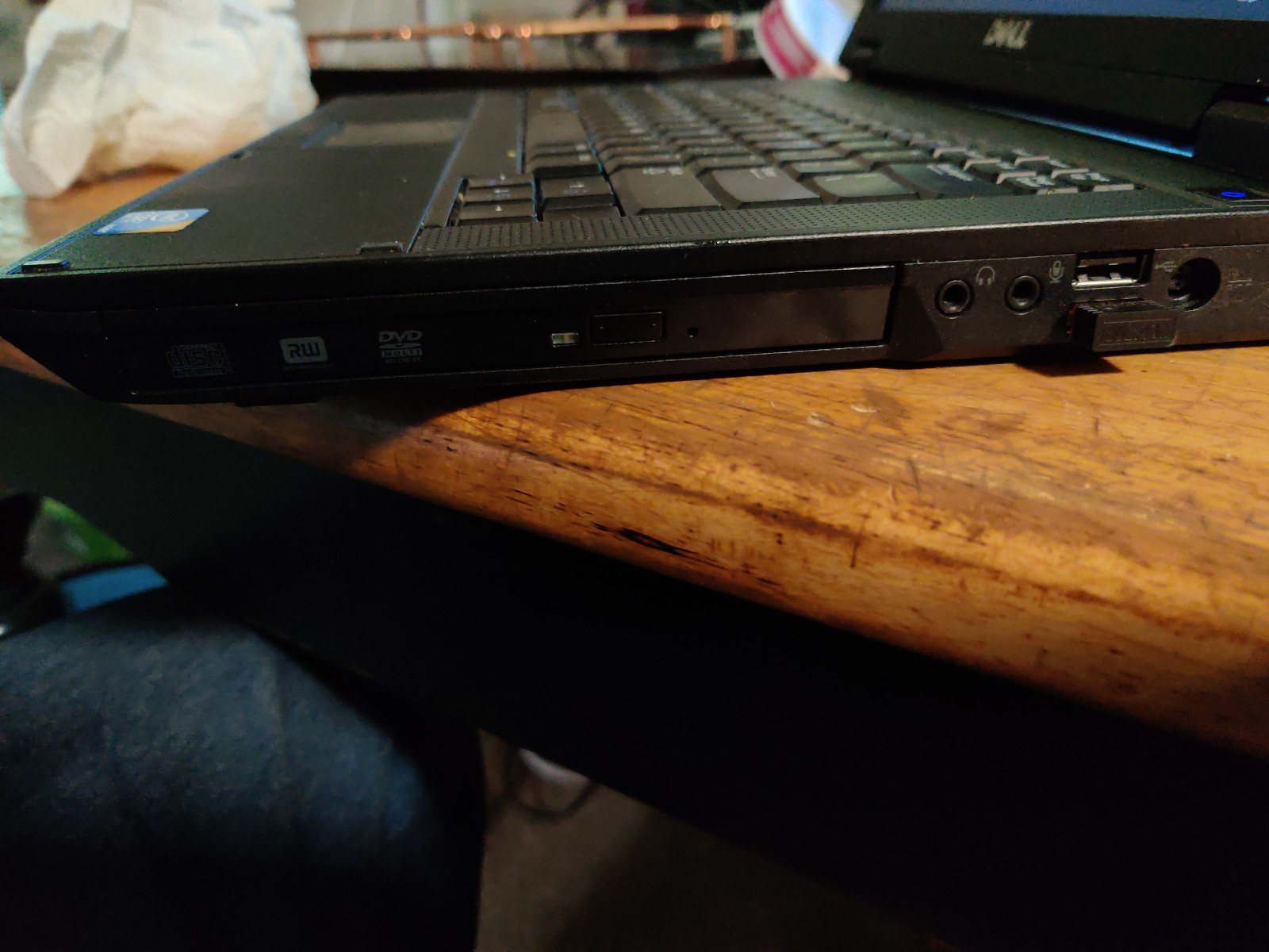 GREAT CONDITION! Dell Latitude E5400 Intel C2D T7250 2GHz 8GB, 1TB SSD, Ext Batt