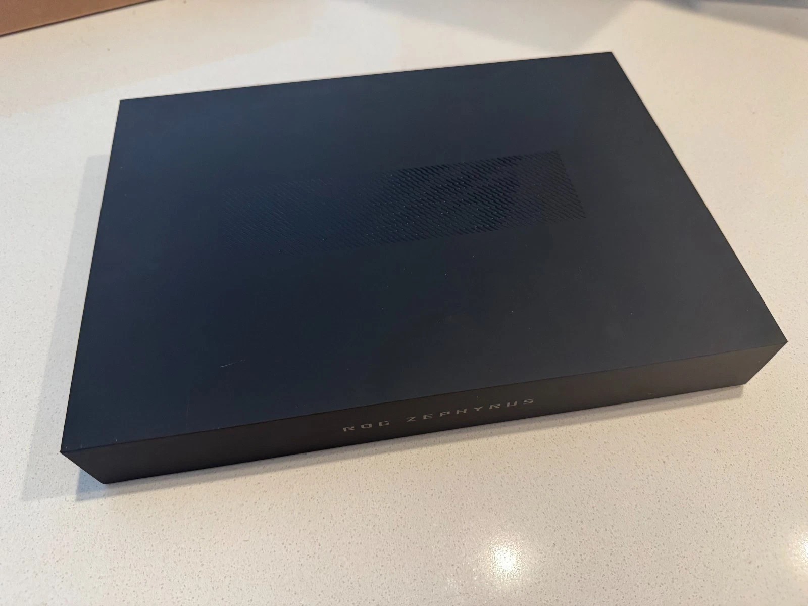 ASUS ROG Zephyrus G14 14″ 3K OLED 120Hz Ryzen AI 9 HX 370 32GB RTX 5070 Ti 1TB