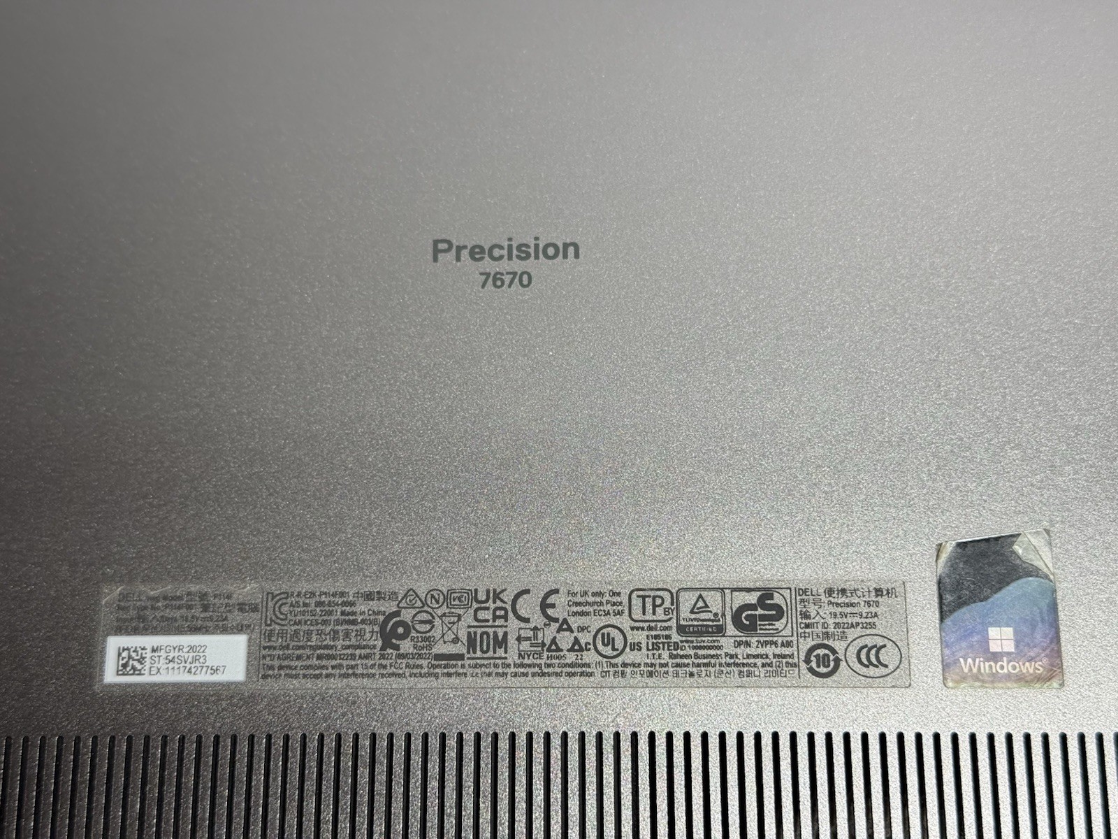Dell Precision 7670 16″ i7-12850HX 32GB 512GB RTX A2000