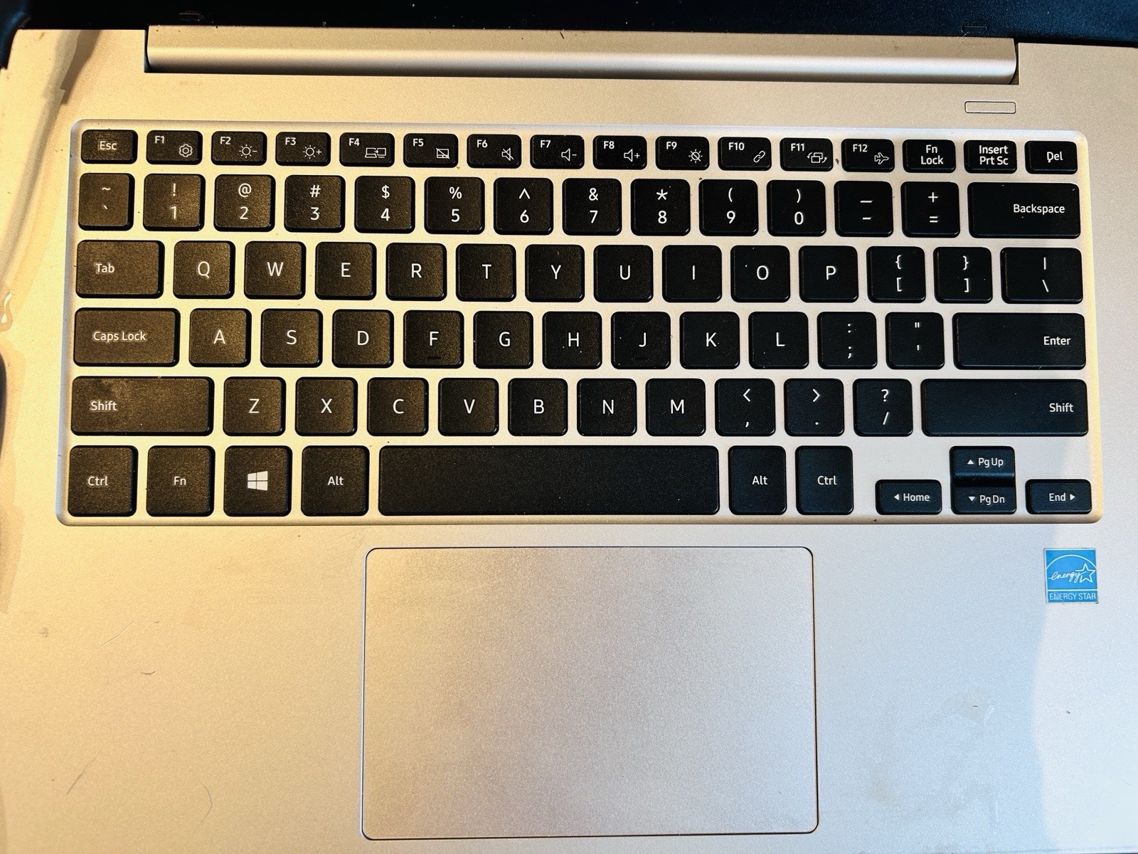 Samsung Model NP340XLA laptop with charger factory reset windows 11 home