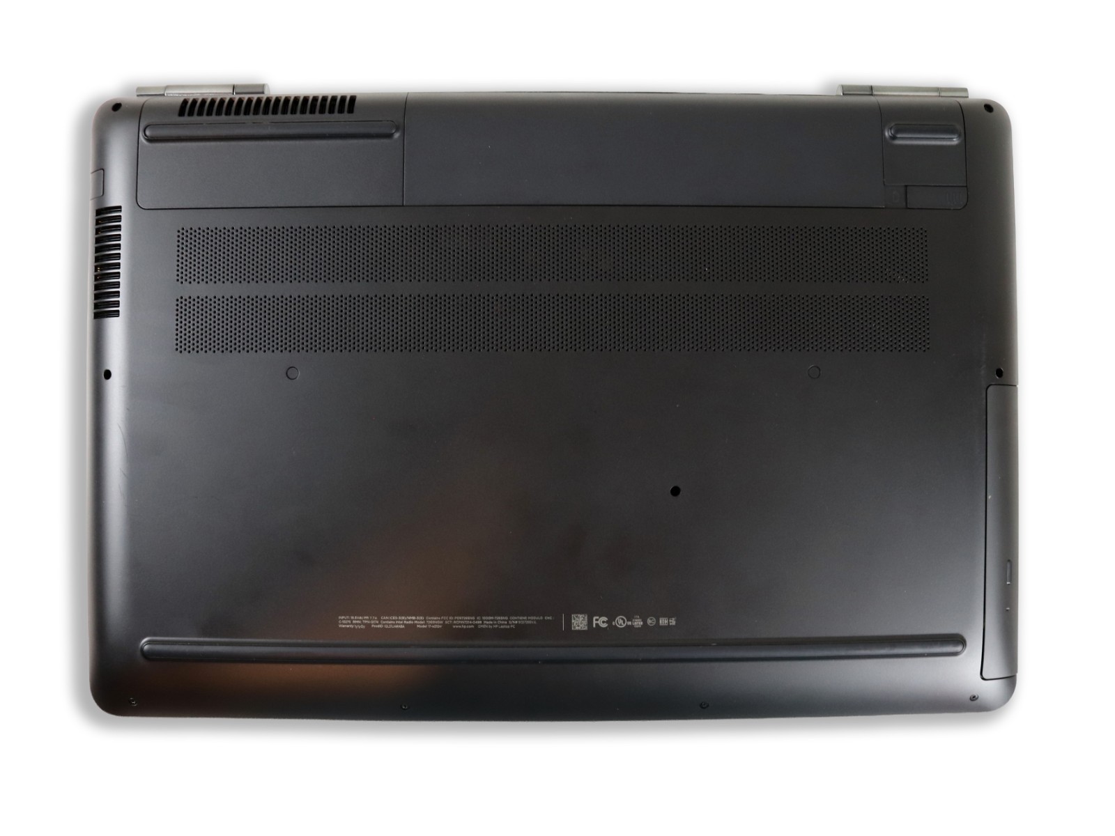 HP Omen 17t-w 17.3 Intel i7-7700HQ 16GB DDR4 256GB SSD+1TB HDD NVIDIA GTX 1050Ti