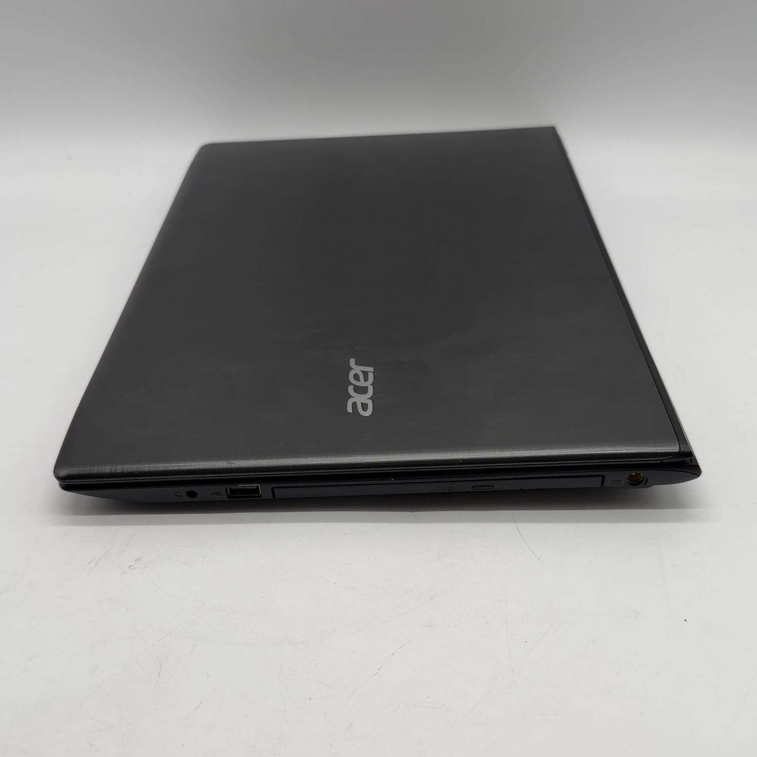 Acer Aspire E5 E5-576G 15.6″ i5-8250U 1.6GHz 8GB RAM 256GB SSD GeForce MX150