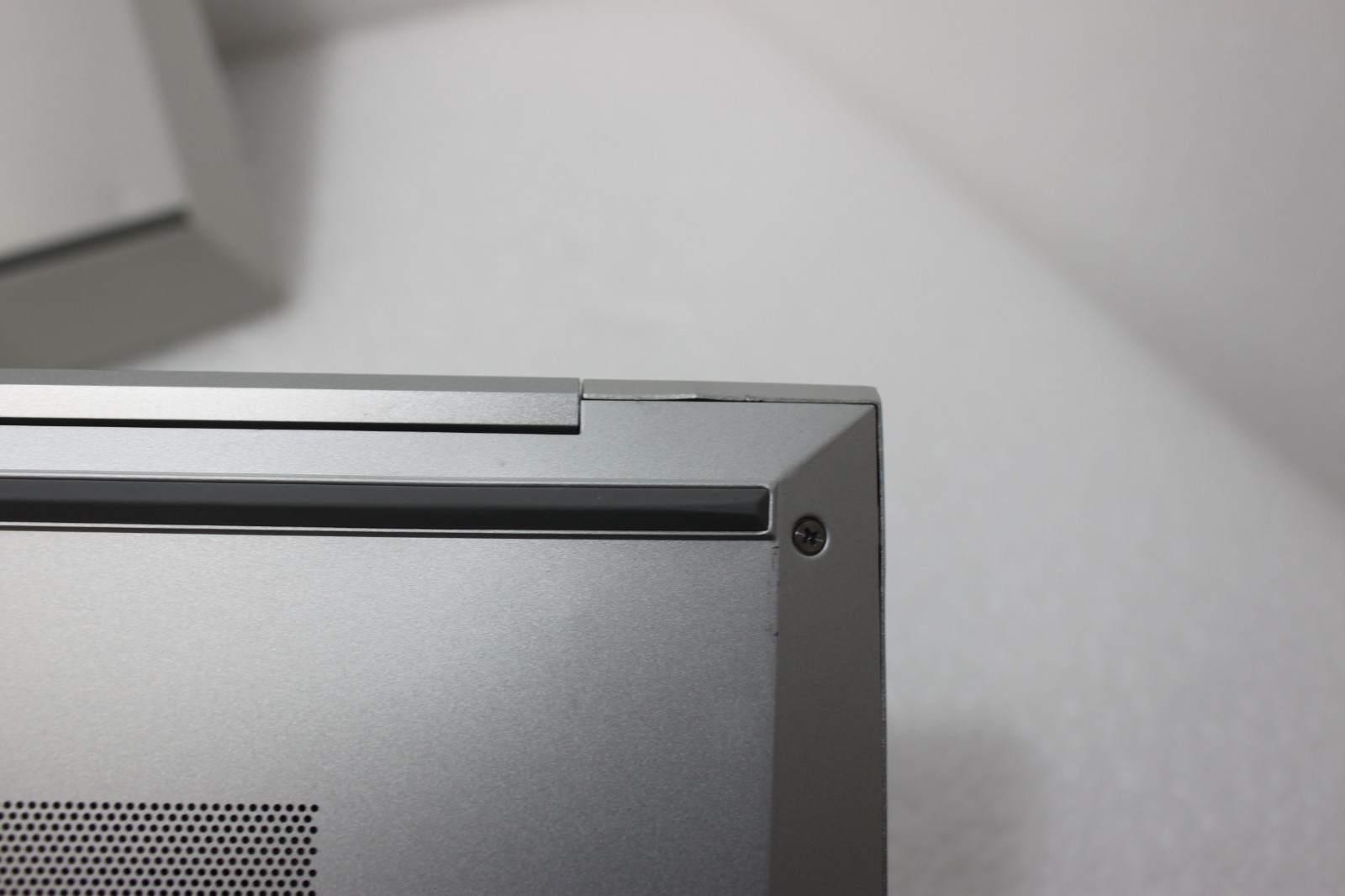 HP ELITEBOOK 840 G8 14″ i7-1185G7 16GB RAM 512GB NVMe WINDOWS 11 PRO Read Des!