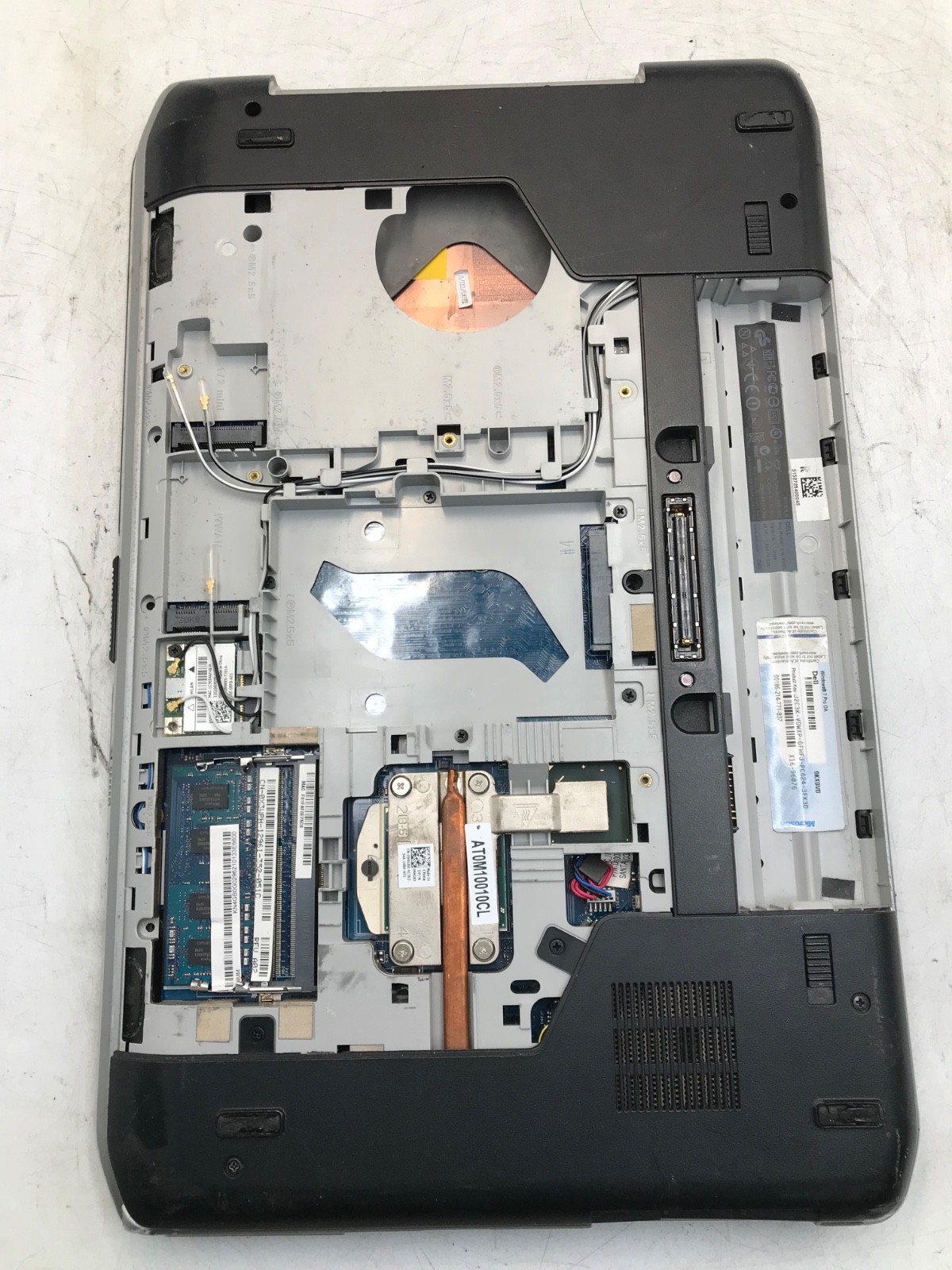 Dell Latitude E5530 Intel Core i5 3rd Gen. 15.6″ Laptop-BAD DISPLAY/HINGE-MZ