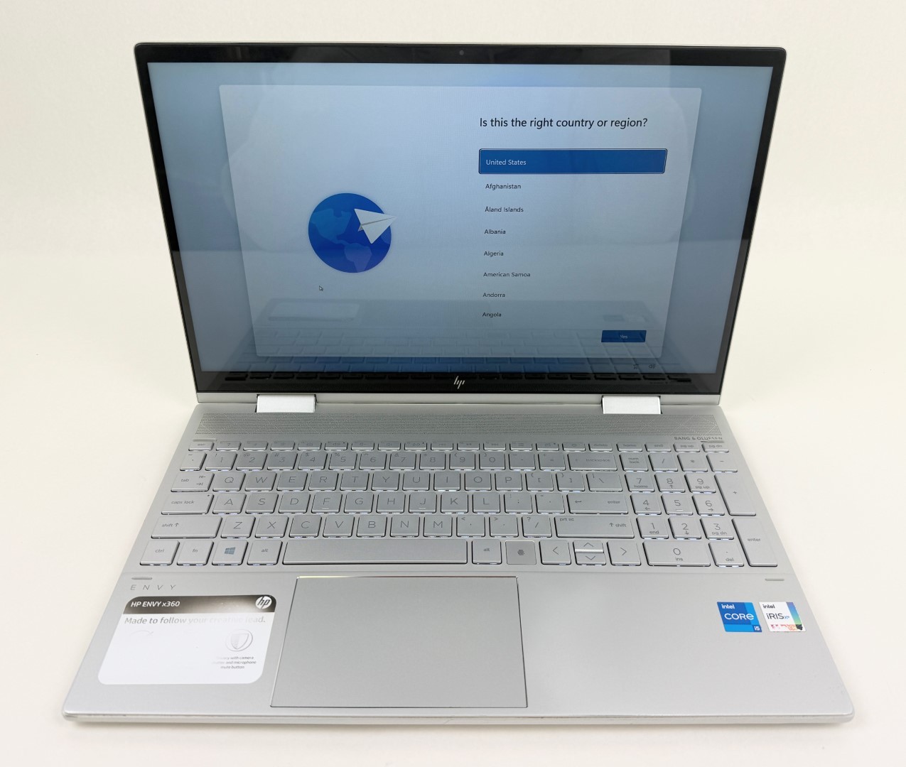 HP Envy x360 15m-ed0013dx 15.6″ Touch i5-1035G1 8GB 256GB SSD W11H 2in1 – Read