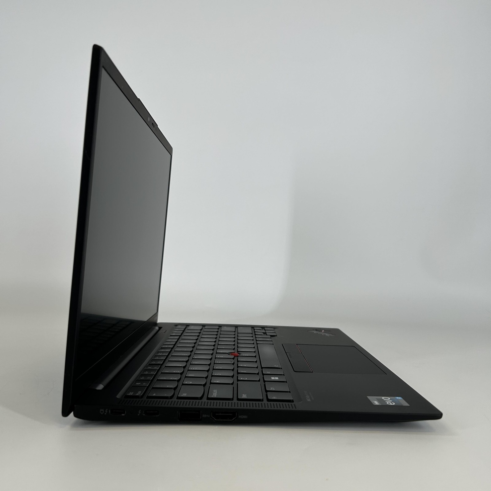 Lenovo ThinkPad X1 Carbon Gen 10 14 FHD+ TOUCH 2.1 GHz i7-1260P 16GB 512GB SSD