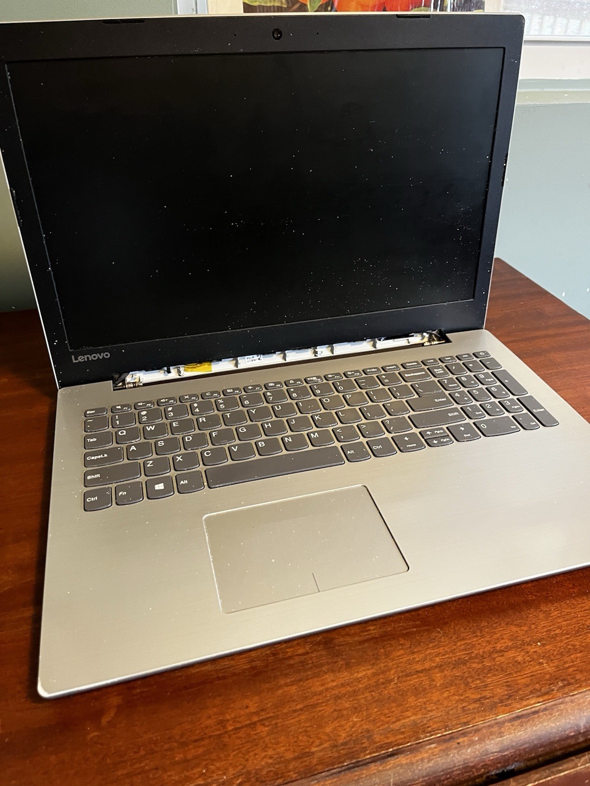 Lenovo IdeaPad 1 15ADA7 15.6″ (128GB eMMC, AMD Athlon Silver 3050U, 3.20 GHz,…