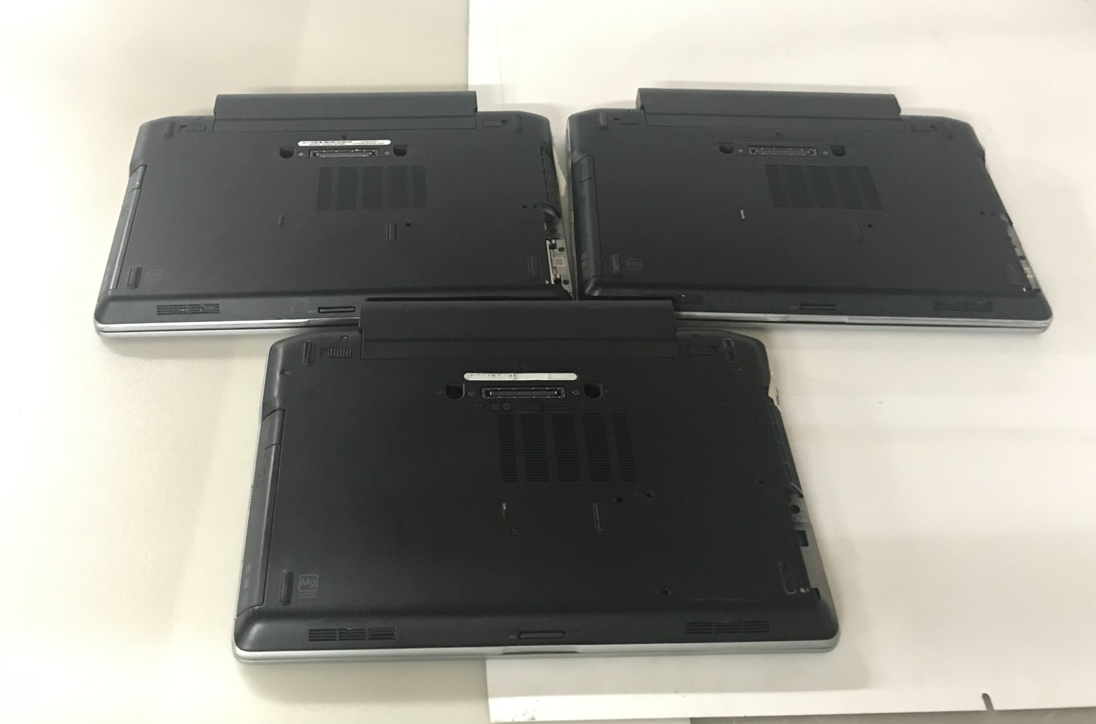 LOT-3 DELL LATITUDE E6320 i5 3rd GEN,i7 2nd GEN 4GB RAM NO HDD/HDD CADDY/OS*READ