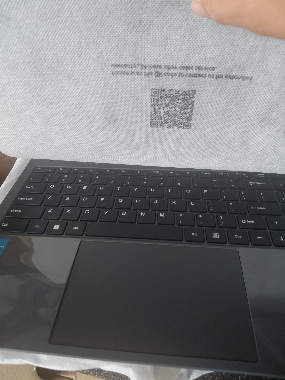 intel 15.6″ FHD IPS Laptop Intel 6500Y 16GB RAM 512GB SSD Gray Windows 11