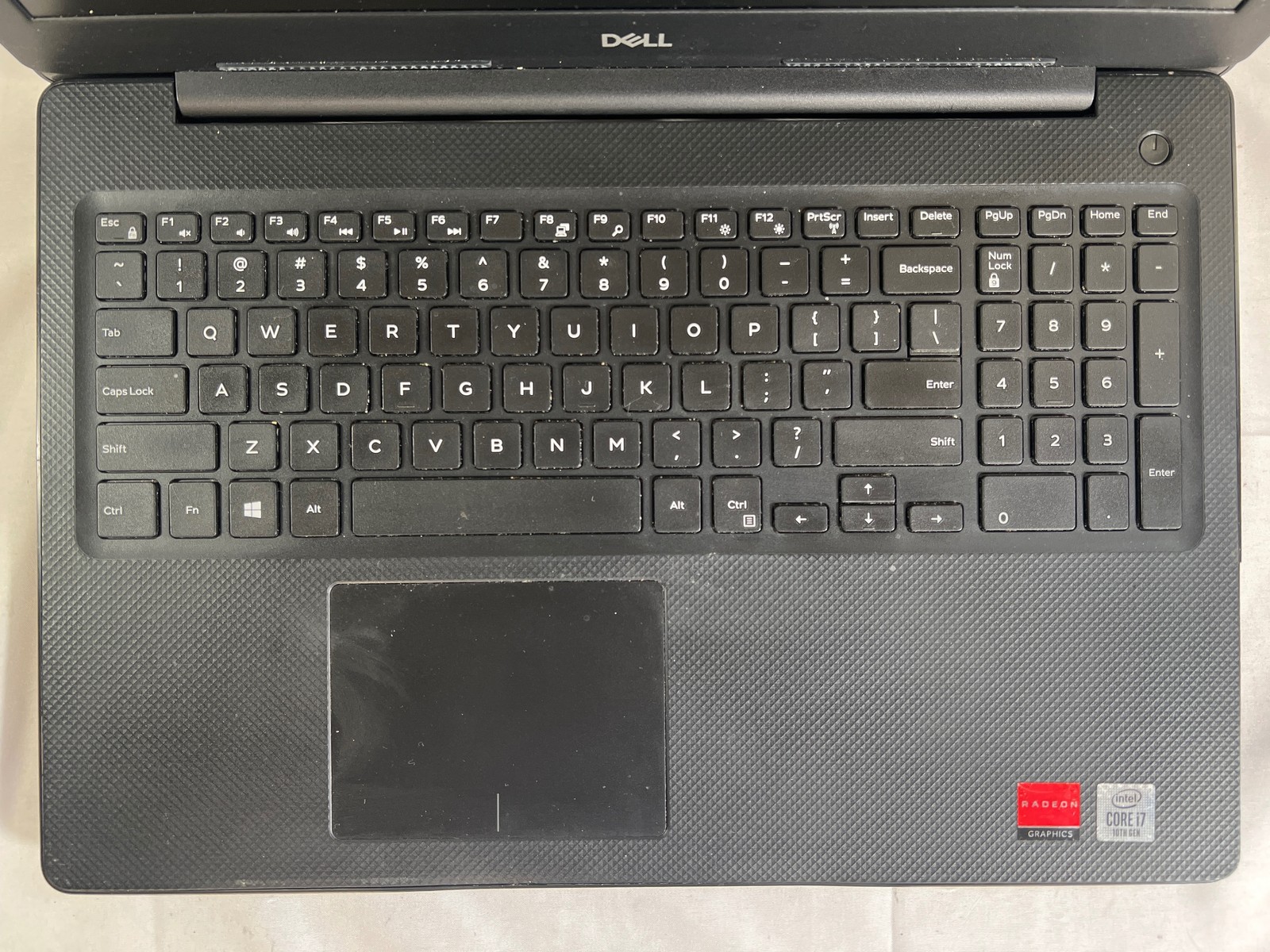 Dell Vostro 3590 Intel Core i7-10510U 8 GB 256GB SSD 15.6″