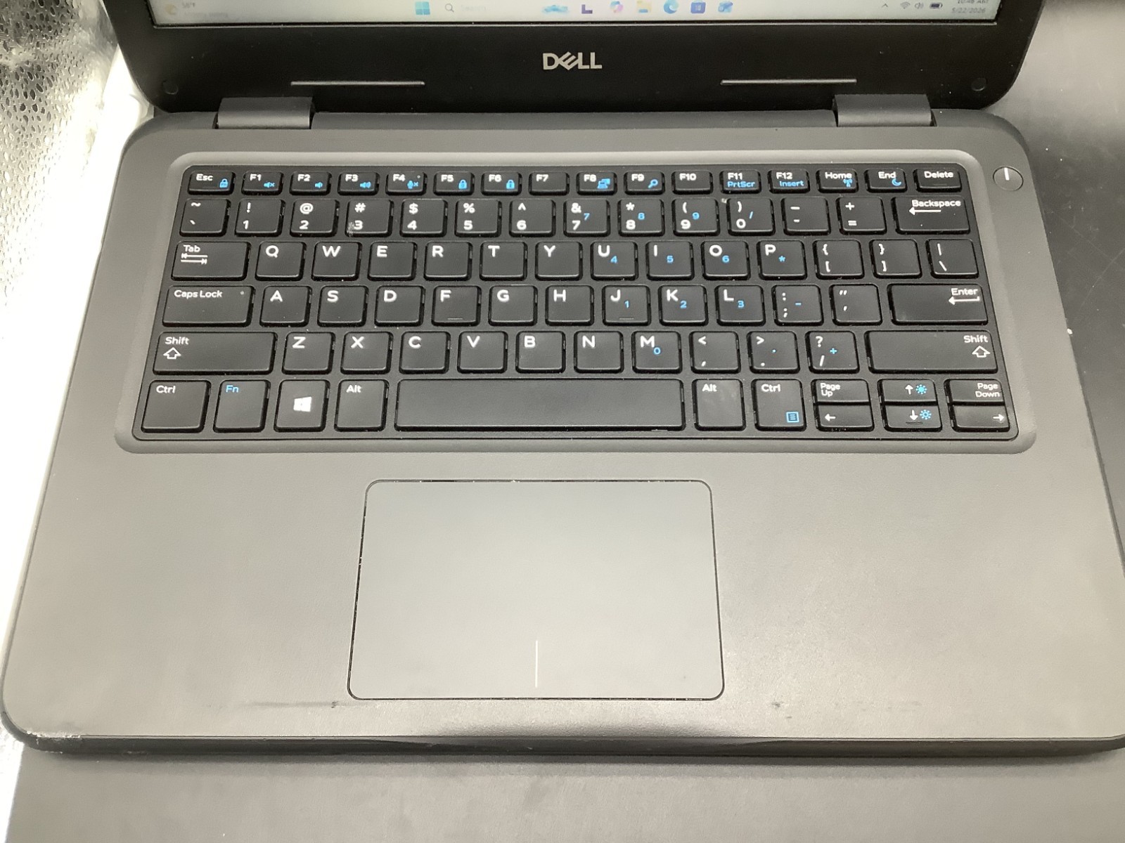Dell Latitude 3330 13.3 Intel Celeron 3865@1.8Ghz 4GB 128GB SSD Windows 11 Pro
