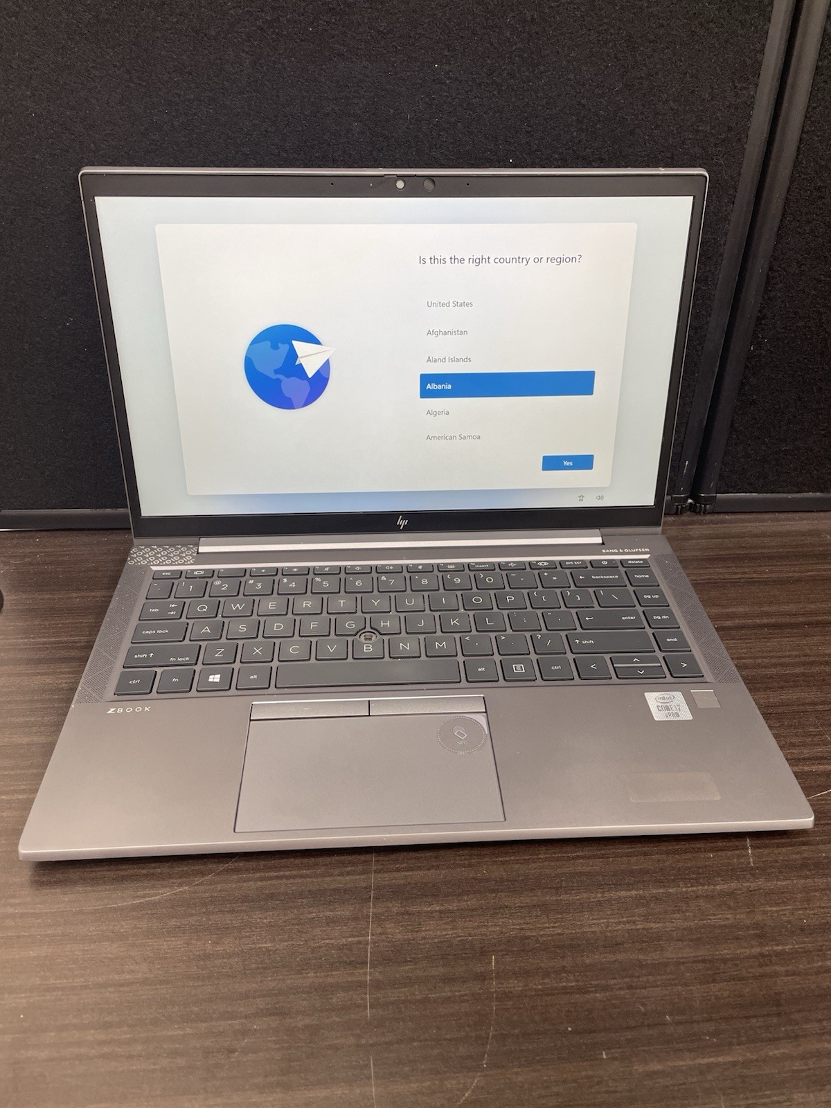 HP ZBook Firefly 14″ G7 Workstation i7-10610U 16GB RAM 512GB SSD