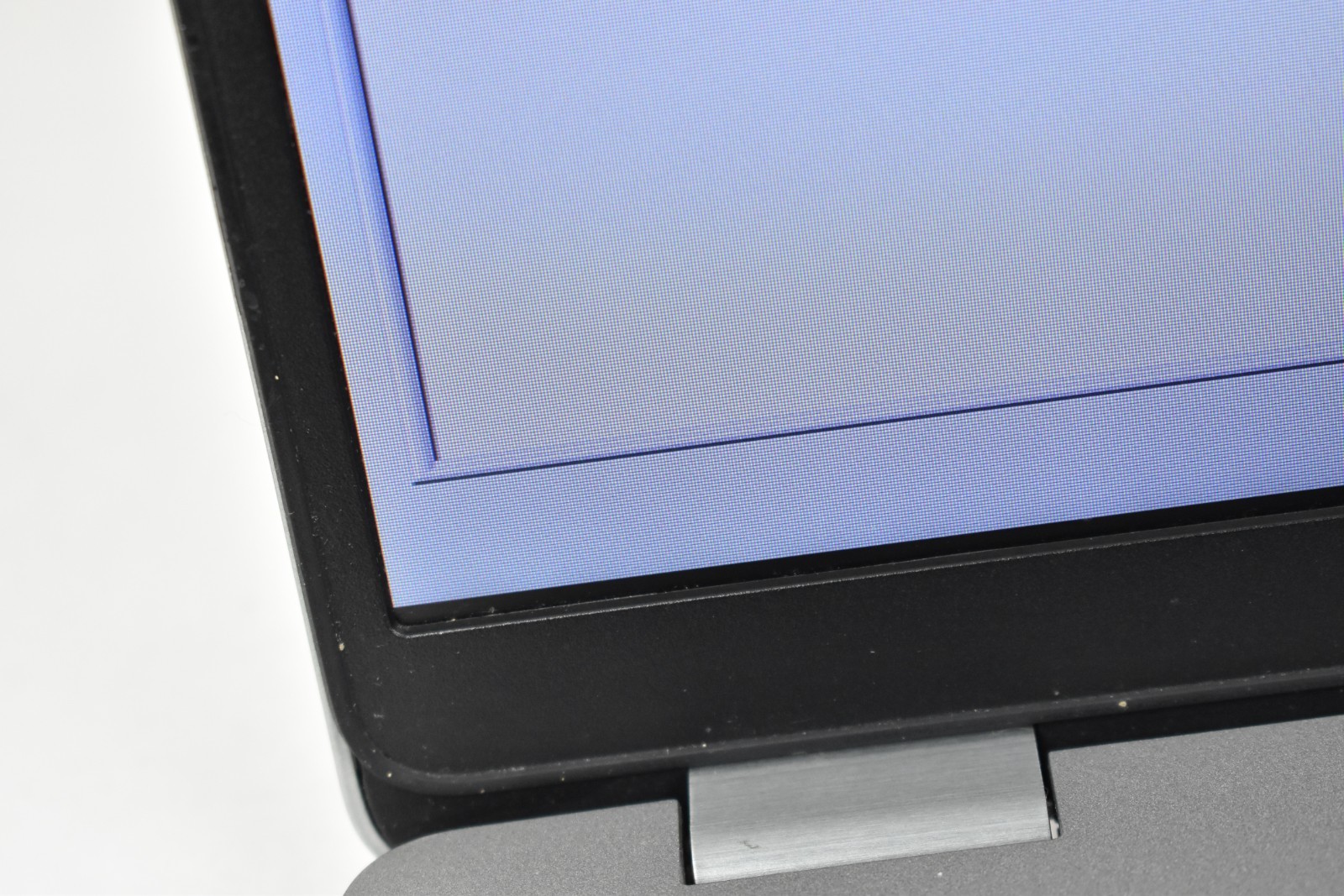 Dell Latitude 5511 i7-10850U 2.7GHz 16GB No HD No OS For Parts or Repair Only