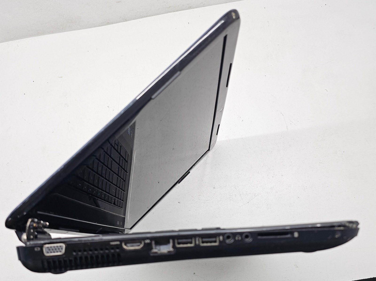 HP Pavilion G7-2017US 17.3″ Laptop Intel Core i3 8GB Ram NO HD/OS (FL)