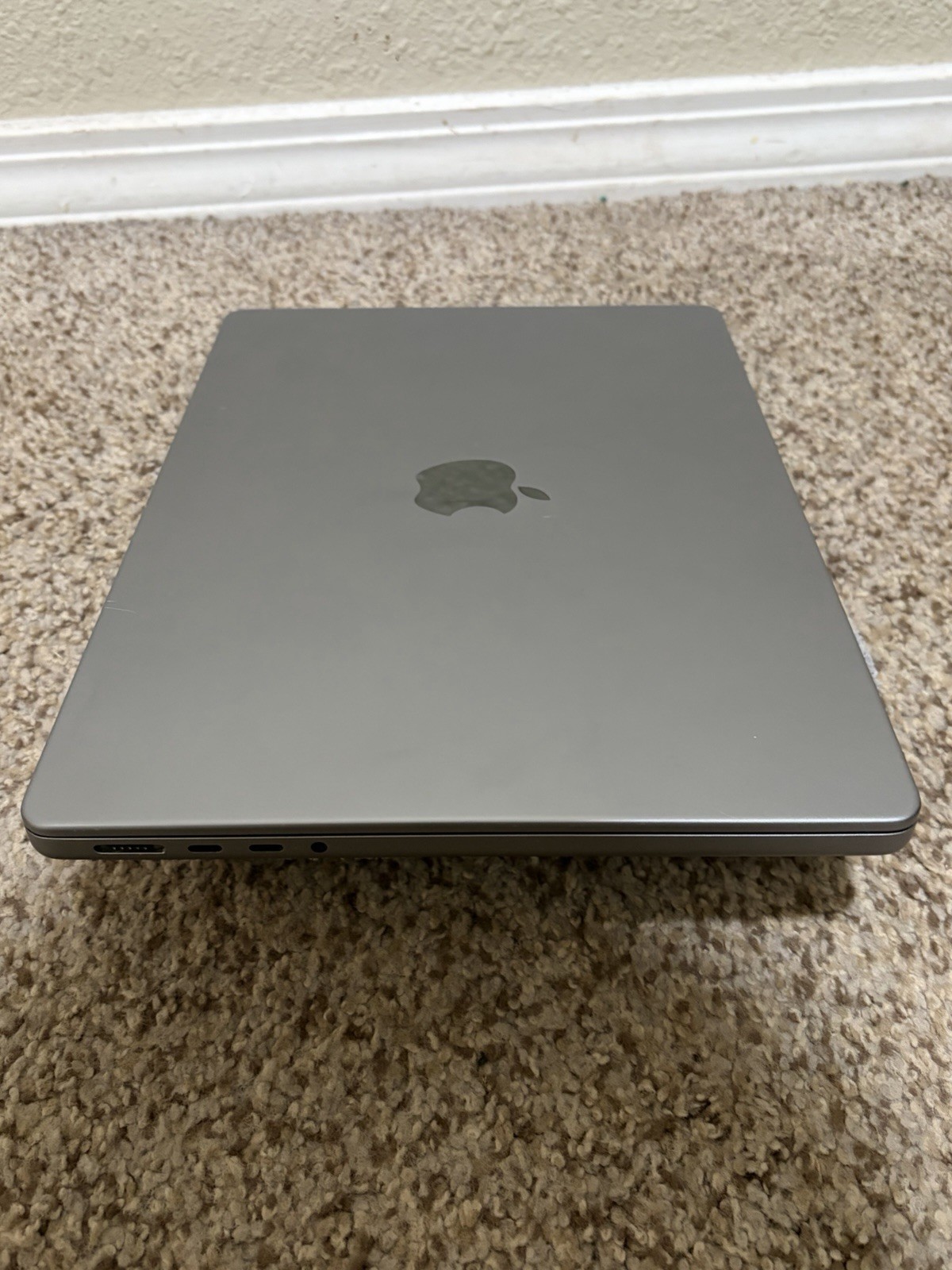 Apple MacBook Pro (14-inch) [M2 Pro] (2023) 16GB RAM 512GB SSD FOR PARTS READ