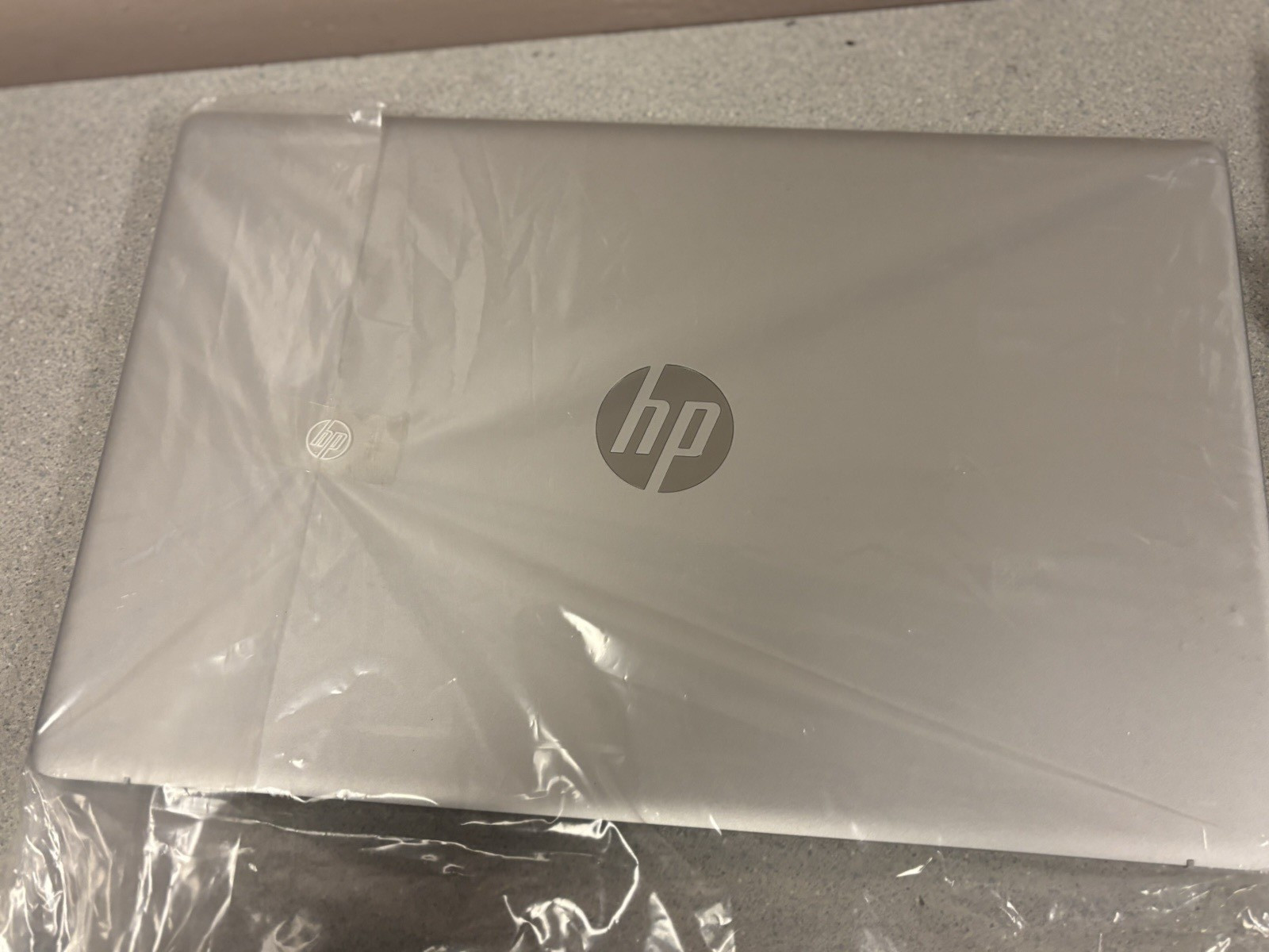 HP 17-CN3083ST 17.3″ FHD IPS LED INTEL i3-N305 8GB RAM 512GB SSD WIN 11 Home OB