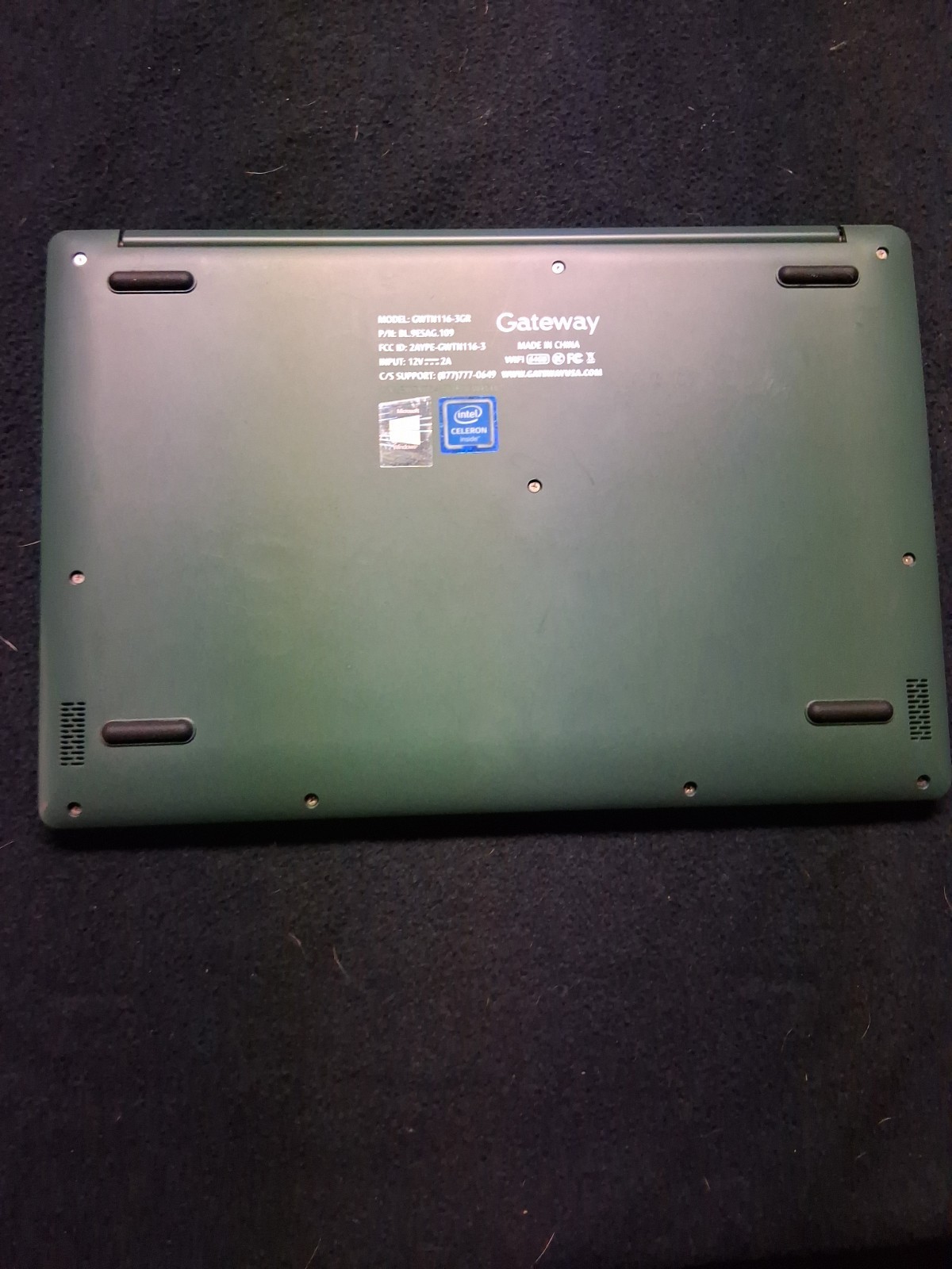 Used Gateway 14in Green Laptop 64GB