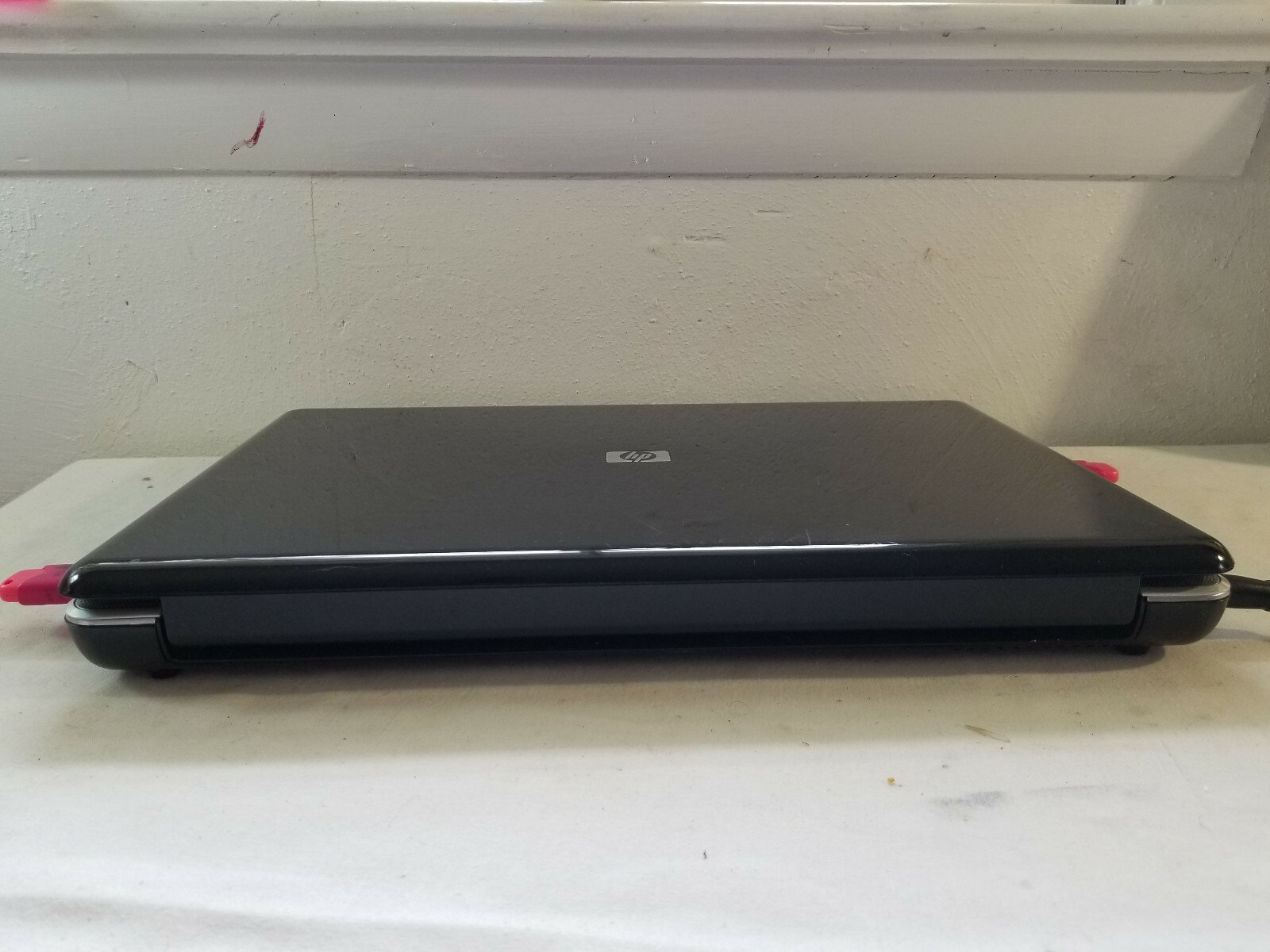 HP G60 4420M, Windows 10 Pro, 240 GB SSD, CPU Intel T9600 2.8 Ghz, RAM 4GB, VGA.
